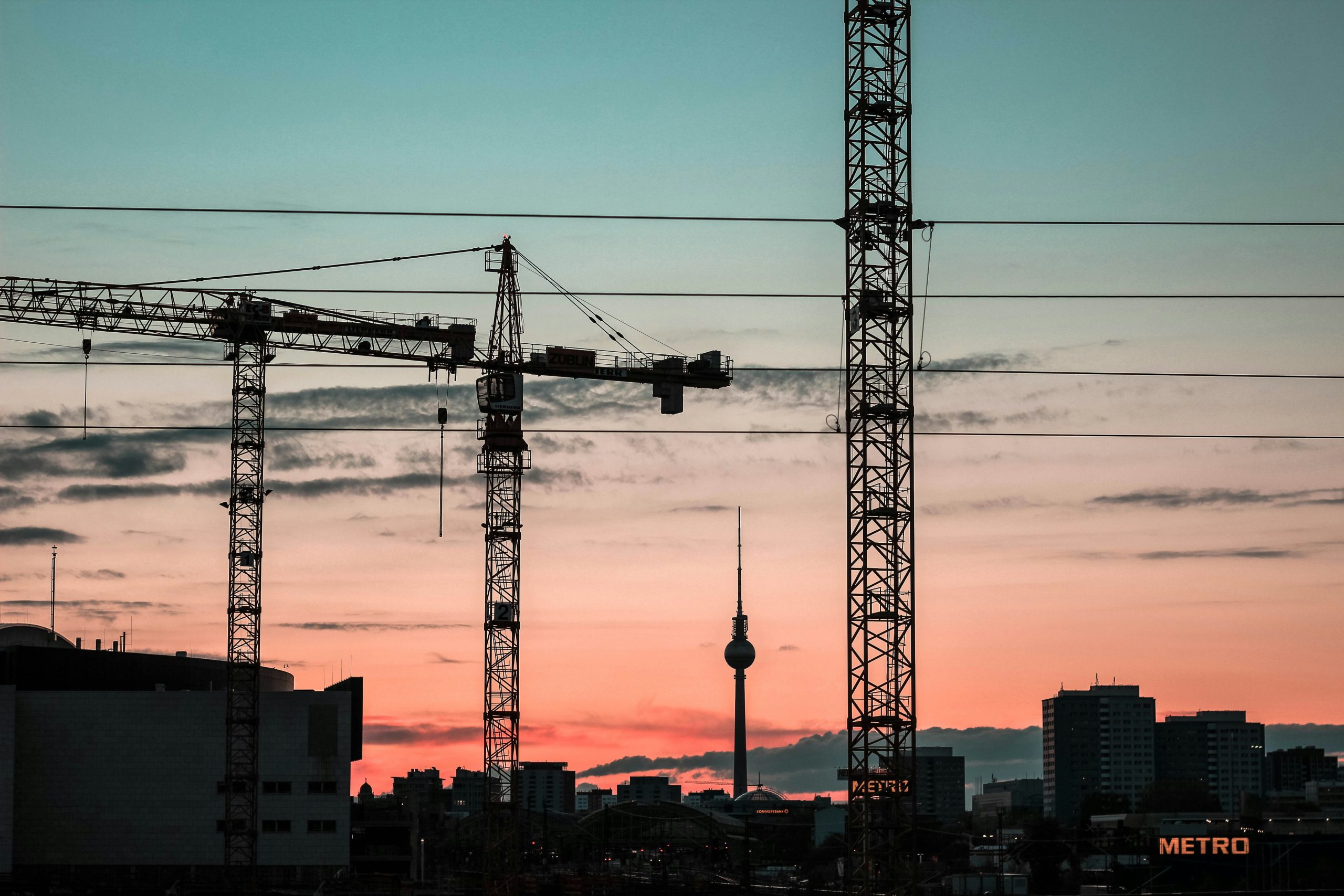Construction Insolvency – What are the warning signs and how can you protect your position?