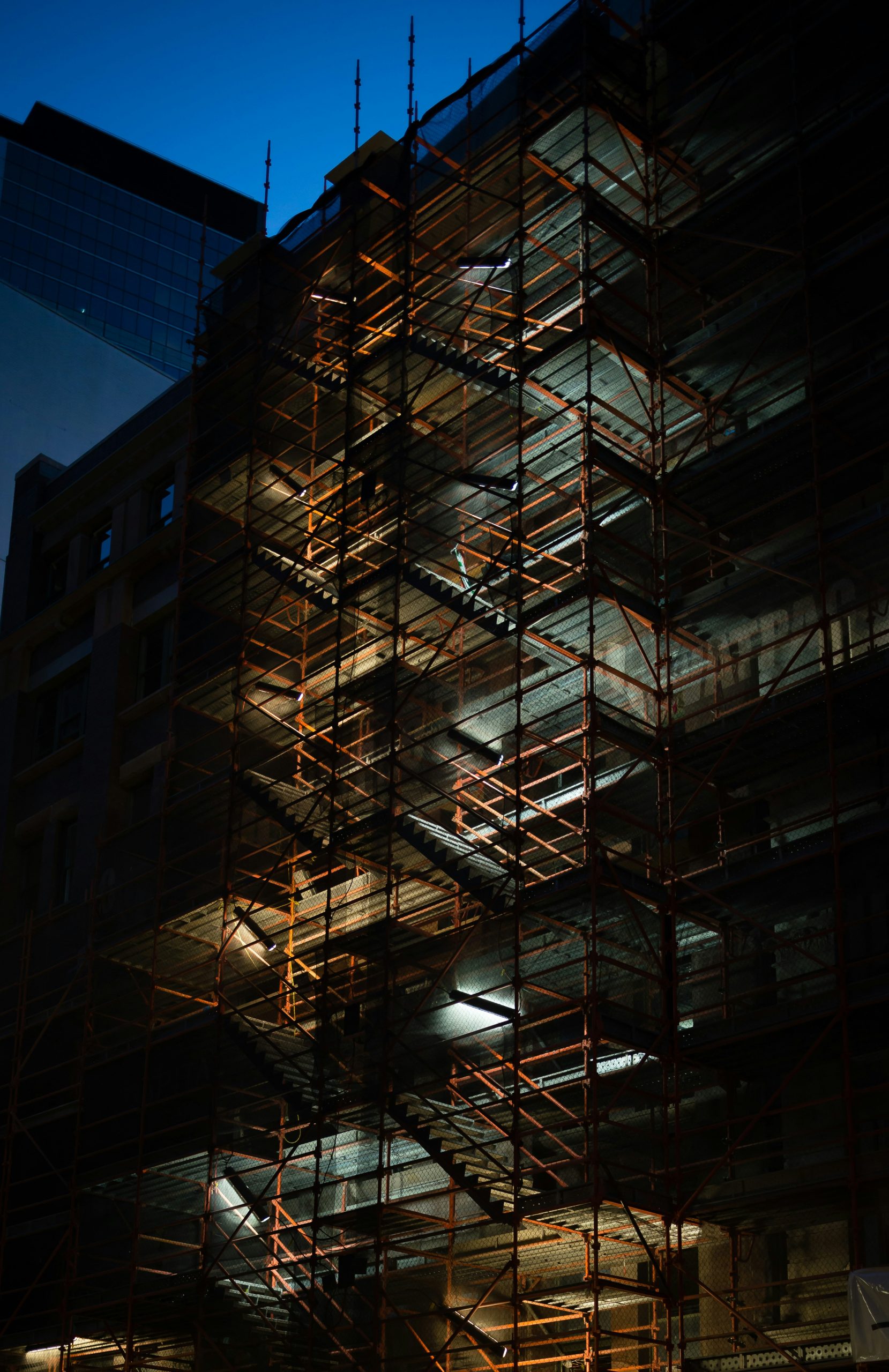 Mind the Gap: Avoiding Hazards in Back-to-Back Contracting